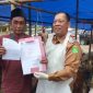 Kepala DKPP Sumenep Chainur Rasyid Saat meninjau lapak Hewan Kurban