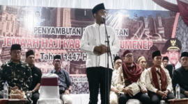 Bupati Sumenep Achmad Fauzi Wongsojudo saat memberikan sambutan pada penyambutan Jamaah Haji
