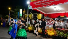Bupati Sumenep Cak Fauzi saat melepas langsung Pawai Peringati 1 Muharram 2026