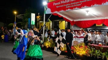 Bupati Sumenep Cak Fauzi saat melepas langsung Pawai Peringati 1 Muharram 2026