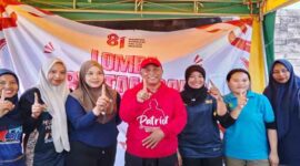 Tim Putri Disdik Sumenep Juara 1 Lomba Tarik Tambang Antar OPD. (Foto SetaraInfo)