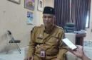 Kepala Dinas Pendidikan Moh Iksan saat diwawancarai di ruang kantornya.( SetaraInfo)