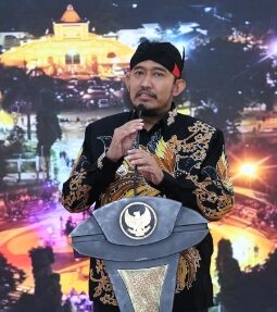 Pertama Sepanjang Sejarah! Bupati Sumenep Ajak ASN Baca Surat Al-Waqi’ah 111.111 Kali