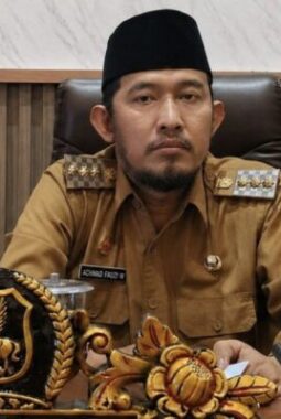 Bupati Cak Fauzi Imbau Masyarakat Hindari Pembakaran Lahan dan Daun Kering